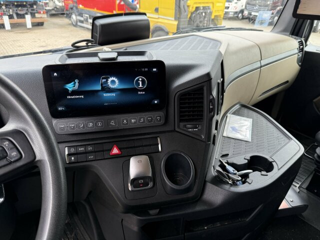 Mercedes-Benz ACTROS 2543 6x2 Wechselaufbau BDF AHK 2 Betten - Kamion za prevoz kontejnera/ Kamion sa promenjivim sandukom: slika 3 Mercedes-Benz ACTROS 2543 6x2 Wechselaufbau BDF AHK 2 Betten - Kamion za prevoz kontejnera/ Kamion sa promenjivim sandukom: slika 3