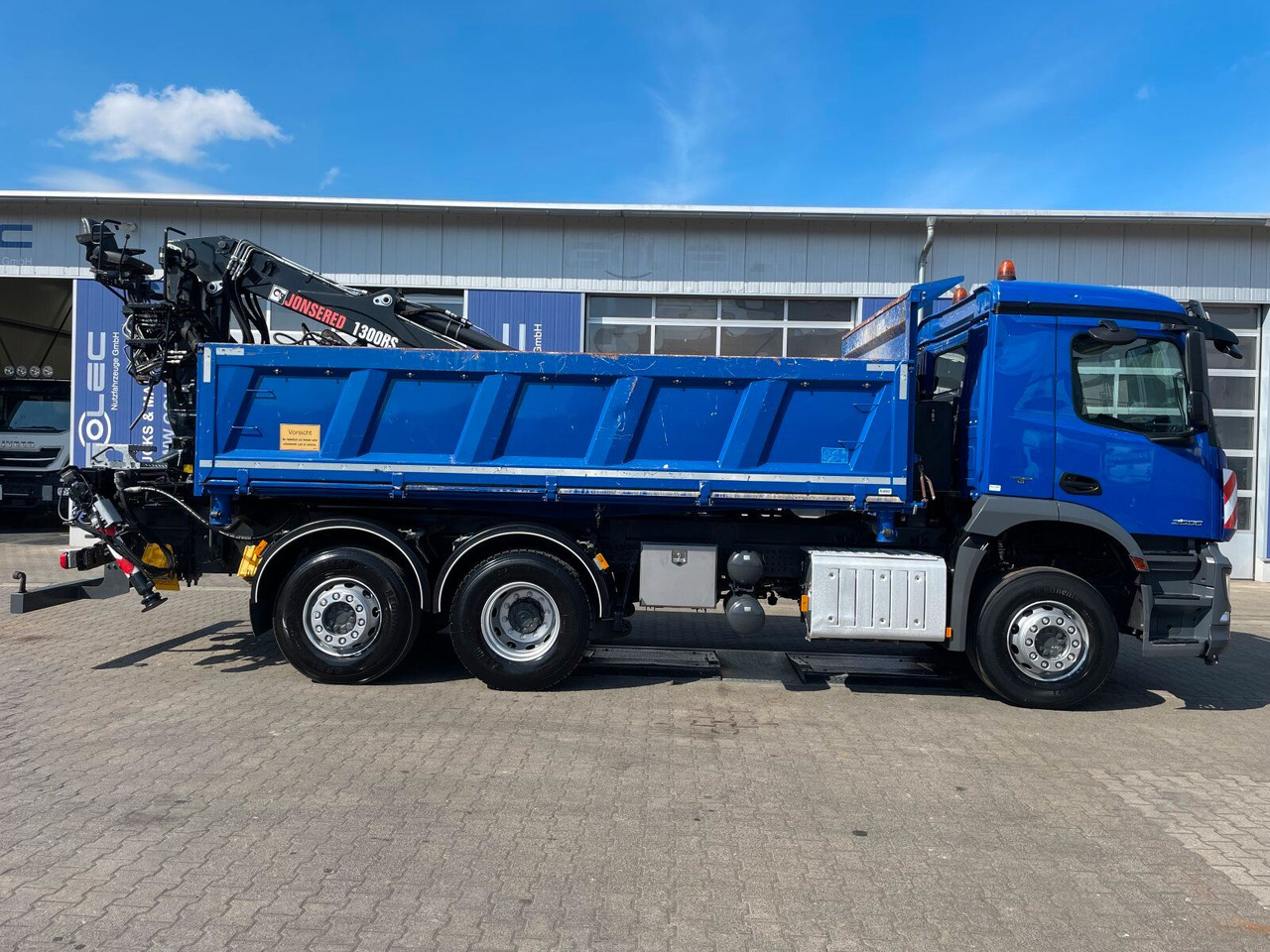 Mercedes-Benz AROCS 2536 6x2*4 Kipper Kran HIAB - Istovarivač, Kamion sa dizalicom: slika 2 Mercedes-Benz AROCS 2536 6x2*4 Kipper Kran HIAB - Istovarivač, Kamion sa dizalicom: slika 2