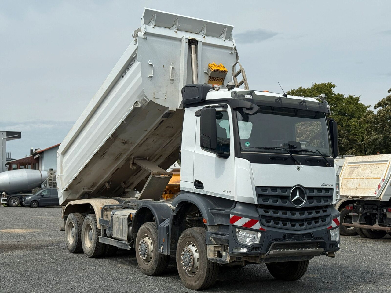 Mercedes-Benz AROCS 4145 8x8 Meiller Muldenkipper - Istovarivač: slika 2 Mercedes-Benz AROCS 4145 8x8 Meiller Muldenkipper - Istovarivač: slika 2