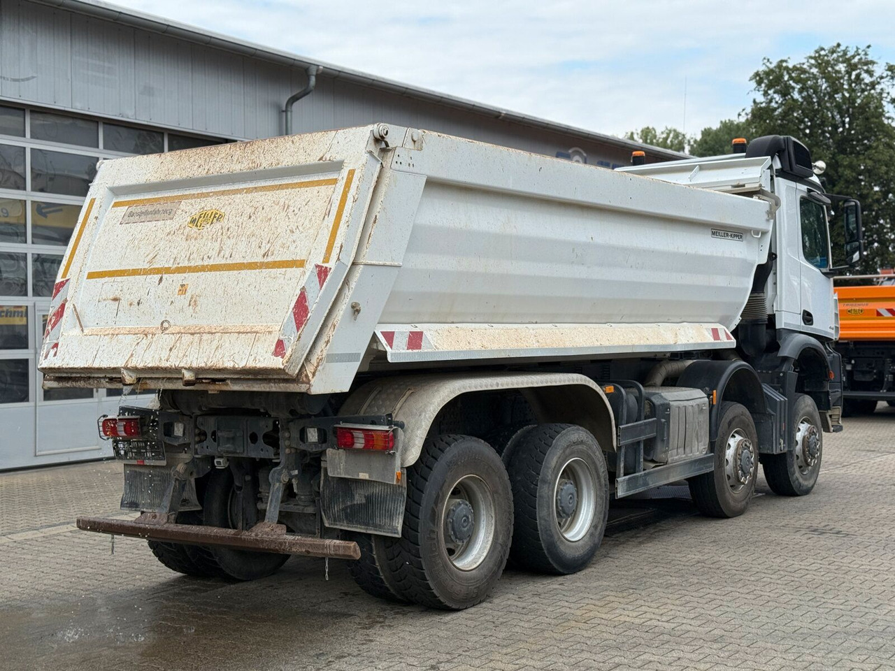 Mercedes-Benz AROCS 4145 8x8 Meiller Muldenkipper - Istovarivač: slika 5 Mercedes-Benz AROCS 4145 8x8 Meiller Muldenkipper - Istovarivač: slika 5