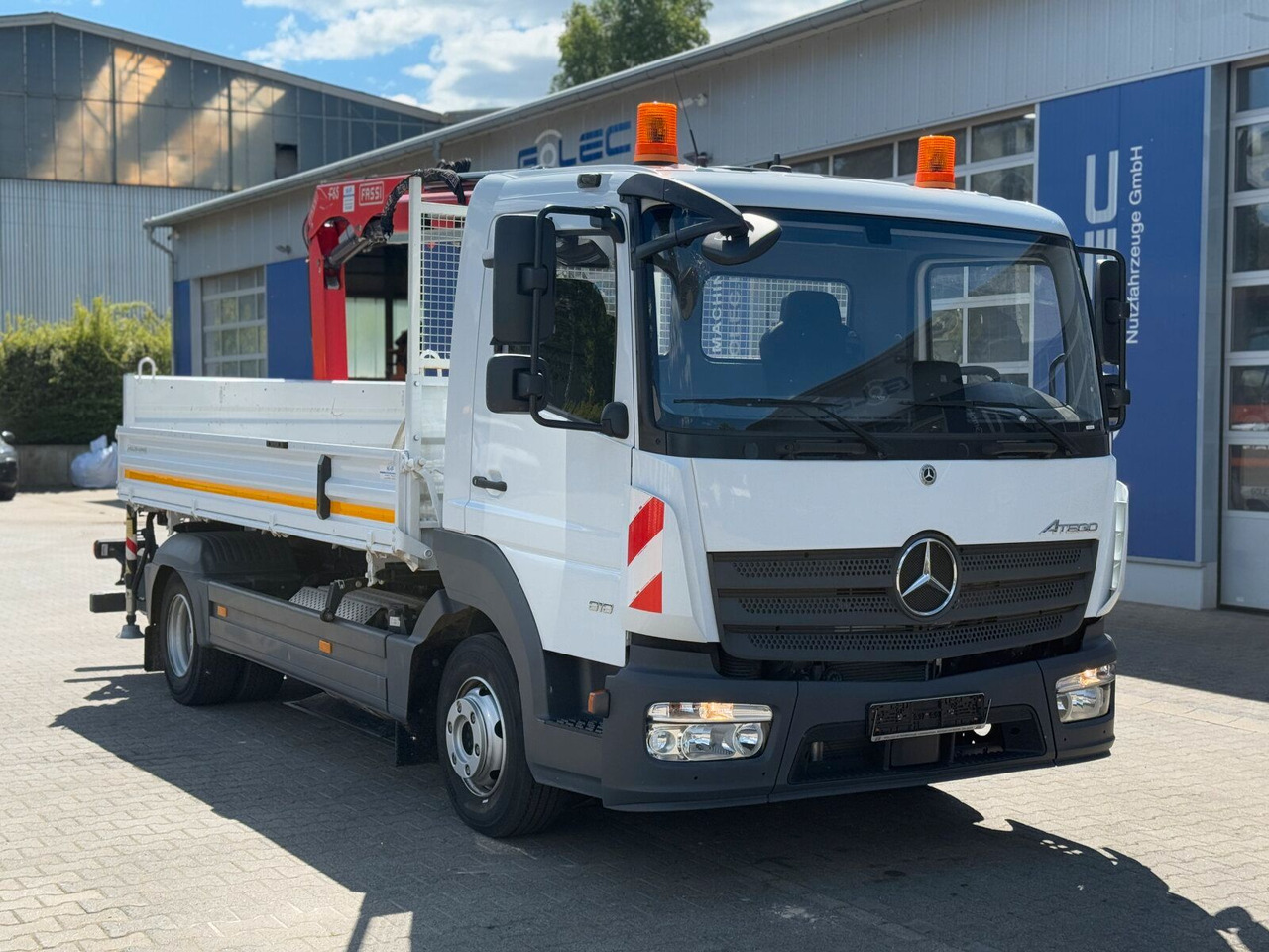 Mercedes-Benz ATEGO 818 4x2 Euro 6 Kipper Kran FASSI F65B.0.22 - Dostavno vozilo kiper: slika 1 Mercedes-Benz ATEGO 818 4x2 Euro 6 Kipper Kran FASSI F65B.0.22 - Dostavno vozilo kiper: slika 1