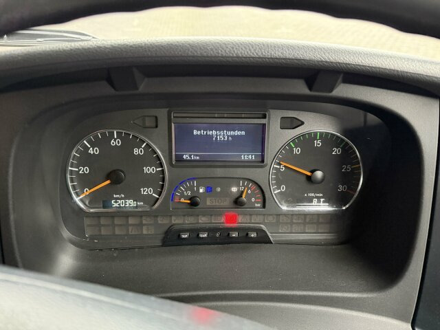 Mercedes-Benz Atego Kehrmaschine BUCHER CITYFANT 5000 - Autočistilica: slika 2 Mercedes-Benz Atego Kehrmaschine BUCHER CITYFANT 5000 - Autočistilica: slika 2