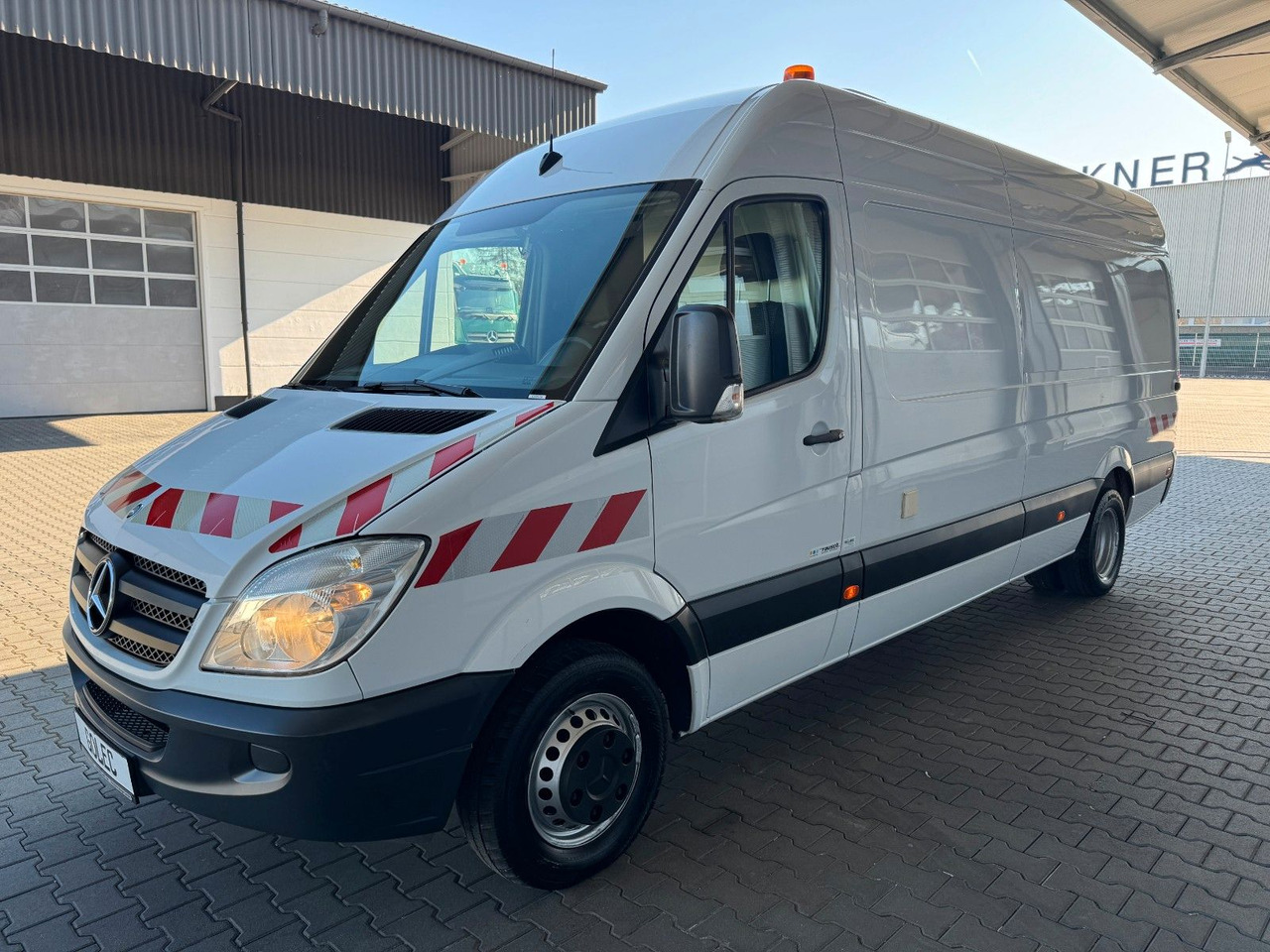 Mercedes-Benz Sprinter MB TV-Fzg mit Rausch Inspektion Einheit - Vakuumska cisterna: slika 1 Mercedes-Benz Sprinter MB TV-Fzg mit Rausch Inspektion Einheit - Vakuumska cisterna: slika 1
