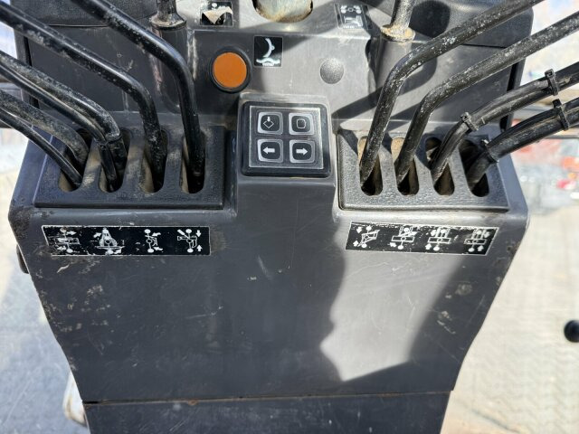 New Holland F106.6A alrrad 6x6 Grader 12 Ton - 10.700 Std - Grejder: slika 5 New Holland F106.6A alrrad 6x6 Grader 12 Ton - 10.700 Std - Grejder: slika 5