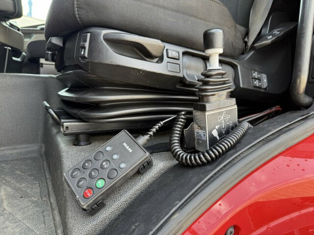 MAN TGS 18.520 4x4 SZM - Kipphyd. Blatt Luft Pritard - Tegljač: slika 5 MAN TGS 18.520 4x4 SZM - Kipphyd. Blatt Luft Pritard - Tegljač: slika 5