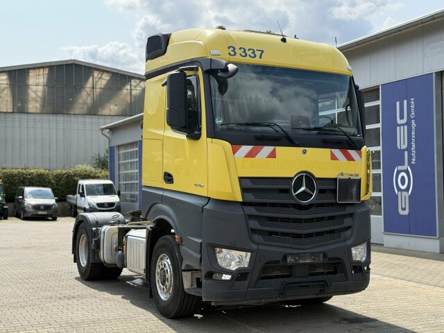 Mercedes-Benz ACTROS 1846 4x4 HAD Eur 6 Kipphydraulik Retarder - Tegljač: slika 1 Mercedes-Benz ACTROS 1846 4x4 HAD Eur 6 Kipphydraulik Retarder - Tegljač: slika 1