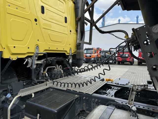 Mercedes-Benz ACTROS 1846 4x4 HAD Eur 6 Kipphydraulik Retarder - Tegljač: slika 5 Mercedes-Benz ACTROS 1846 4x4 HAD Eur 6 Kipphydraulik Retarder - Tegljač: slika 5