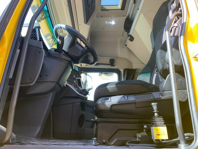 Mercedes-Benz Actros 1848 4x2 Kipphyd. Euro6 Blatt/Luft - Tegljač: slika 4 Mercedes-Benz Actros 1848 4x2 Kipphyd. Euro6 Blatt/Luft - Tegljač: slika 4