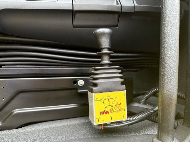 Mercedes-Benz Actros 1848 4x2 Kipphyd. Euro6 Blatt/Luft - Tegljač: slika 5 Mercedes-Benz Actros 1848 4x2 Kipphyd. Euro6 Blatt/Luft - Tegljač: slika 5