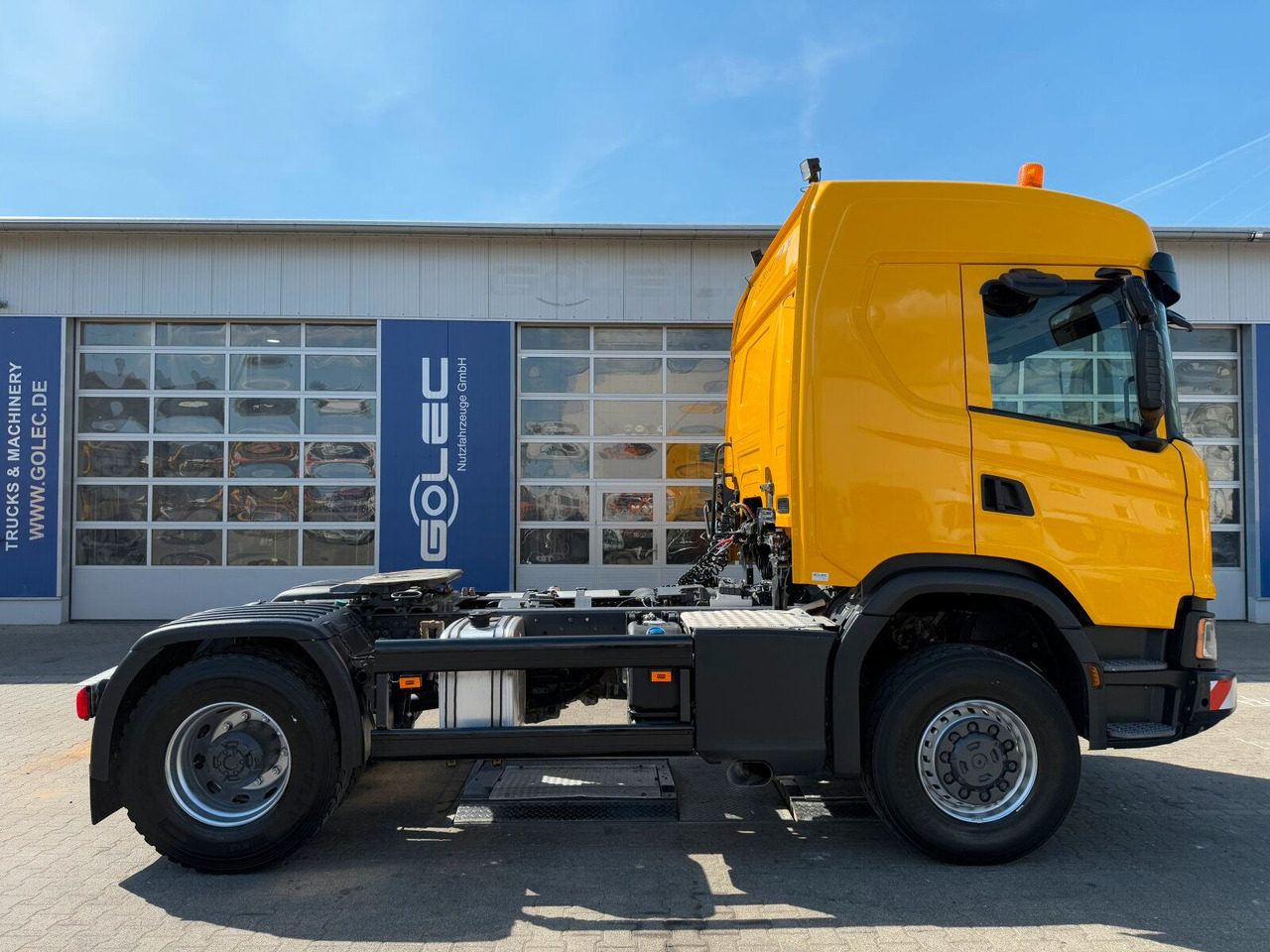 Scania G450 XT 4x4 Euro 6 SZM Kipphydraulik Blatt/ Luft - Tegljač: slika 2 Scania G450 XT 4x4 Euro 6 SZM Kipphydraulik Blatt/ Luft - Tegljač: slika 2