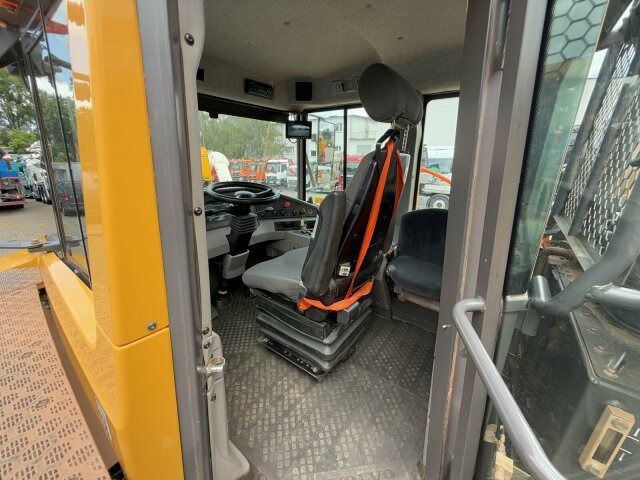Volvo A25G Dumper 10.069 h Baujahr 2021 - Zglobni kiper: slika 5 Volvo A25G Dumper 10.069 h Baujahr 2021 - Zglobni kiper: slika 5