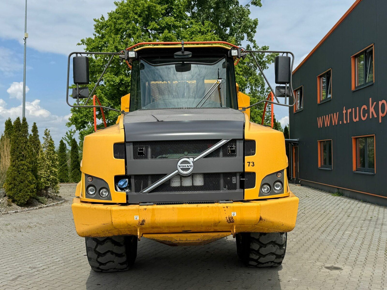Volvo A25G Dumper 22,5 Ton 11.361 Stunden Volvo A25G Dumper 22,5 Ton 11.361 Stunden - Zglobni kiper: slika 3 Volvo A25G Dumper 22,5 Ton 11.361 Stunden Volvo A25G Dumper 22,5 Ton 11.361 Stunden - Zglobni kiper: slika 3