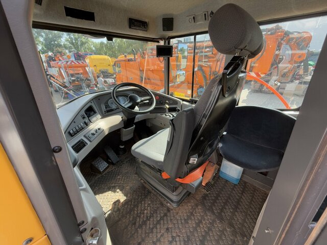 Volvo A25G Dumper 9.722 h Baujahr 2021 - Zglobni kiper: slika 5 Volvo A25G Dumper 9.722 h Baujahr 2021 - Zglobni kiper: slika 5