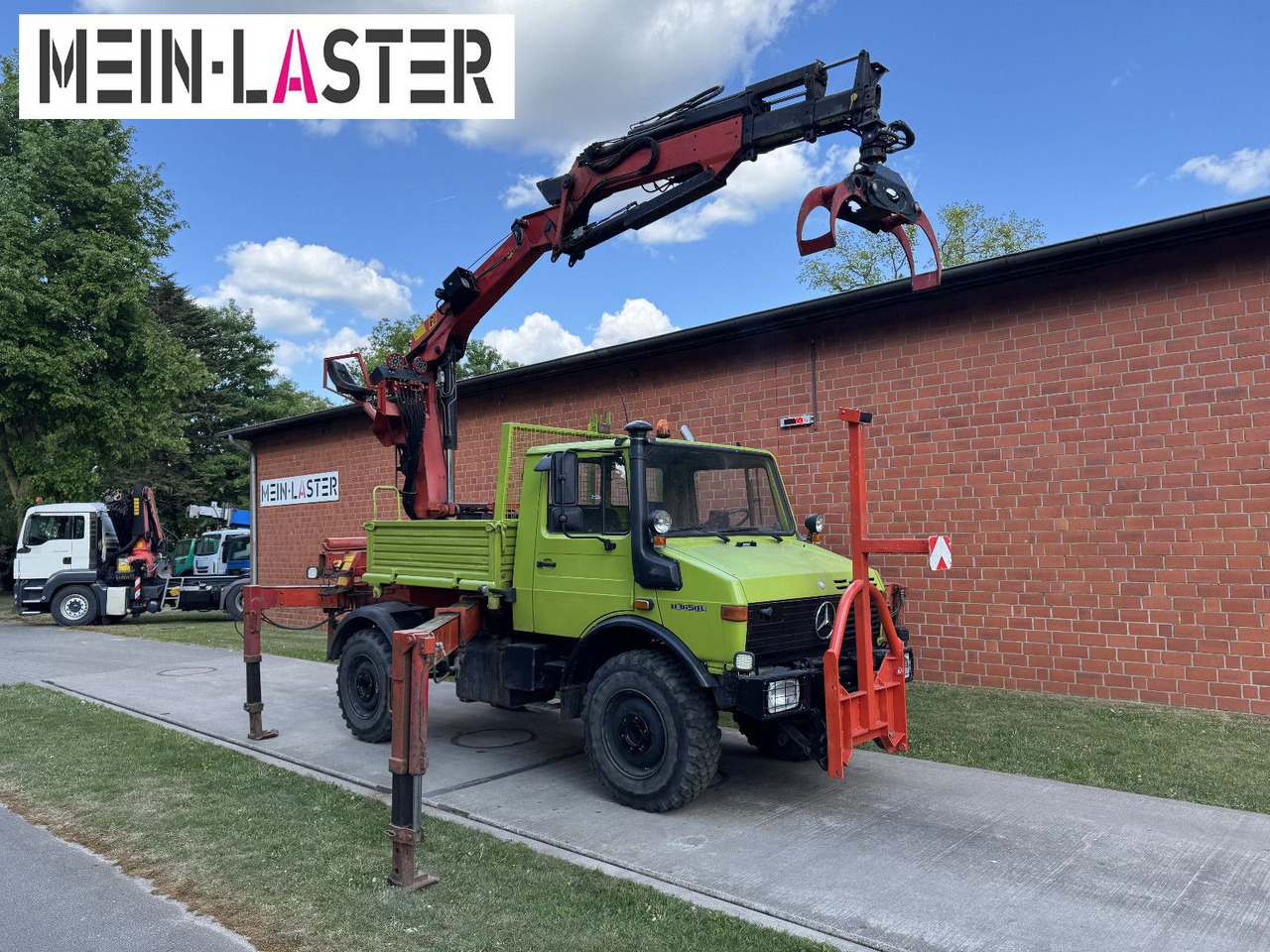 Unimog U 1650 PK 10500 Kran 15 m max. 3,9 t Seilwinde - Kamion sa dizalicom: slika 1 Unimog U 1650 PK 10500 Kran 15 m max. 3,9 t Seilwinde - Kamion sa dizalicom: slika 1