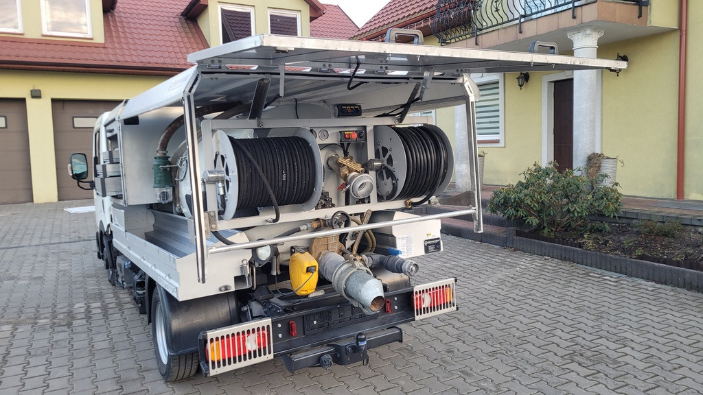 Nissan Cabstar COMBI Kanalreiniger VAAVUM CLEANER - Vakuumska cisterna: slika 5 Nissan Cabstar COMBI Kanalreiniger VAAVUM CLEANER - Vakuumska cisterna: slika 5