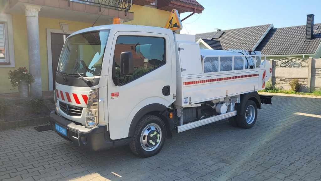 Renault Maxity 140dxi Kanalreiniger COMBI CLEANER VAACUM Hydrocureur - Vakuumska cisterna: slika 2 Renault Maxity 140dxi Kanalreiniger COMBI CLEANER VAACUM Hydrocureur - Vakuumska cisterna: slika 2