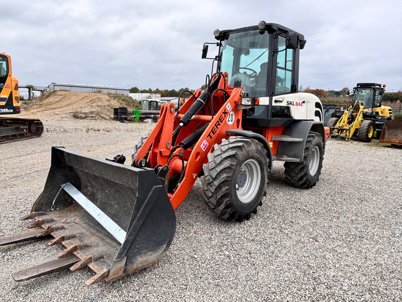 TEREX TL 100 - Utovarivač točkaš: slika 1 TEREX TL 100 - Utovarivač točkaš: slika 1