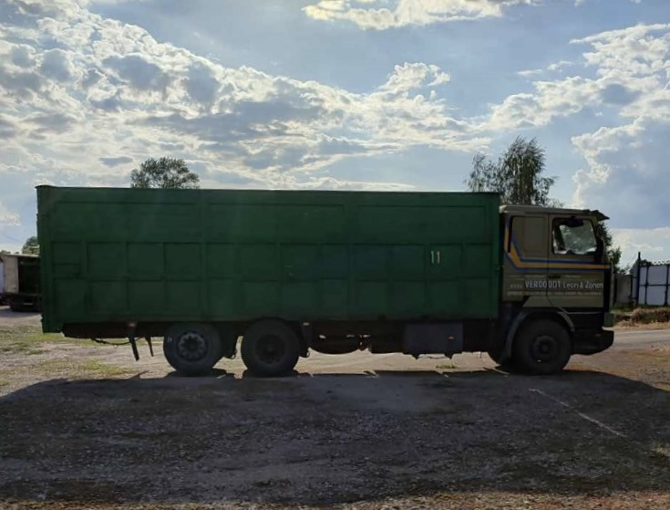 SCANIA 113.360 - Kamion sa tovarnim sandukom: slika 2 SCANIA 113.360 - Kamion sa tovarnim sandukom: slika 2