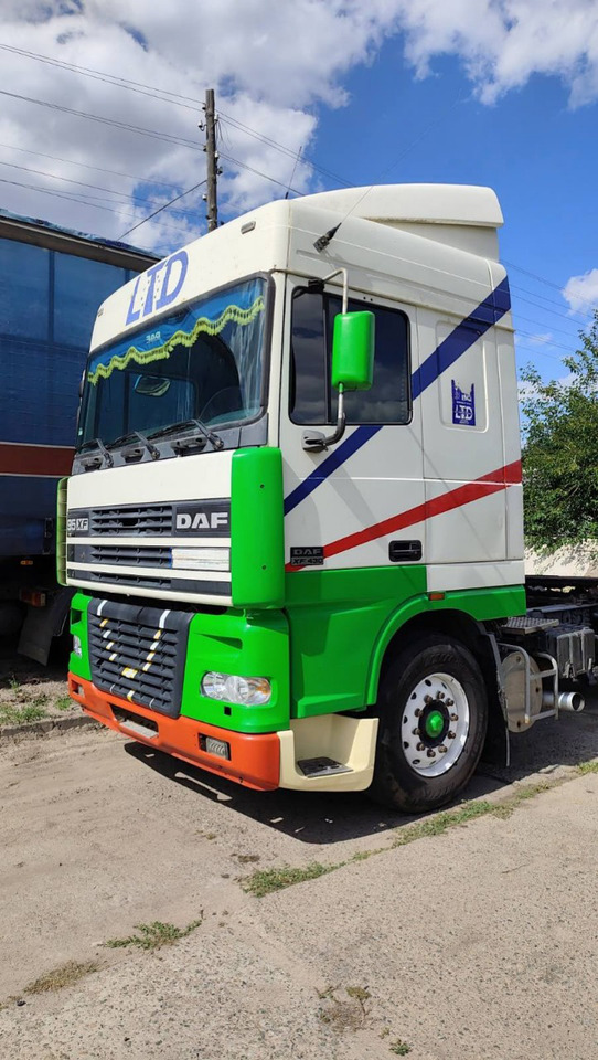 DAF XF95.430 - Tegljač: slika 1 DAF XF95.430 - Tegljač: slika 1