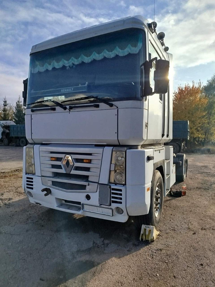 RENAULT Magnum 440 ID1573S - Tegljač: slika 2 RENAULT Magnum 440 ID1573S - Tegljač: slika 2