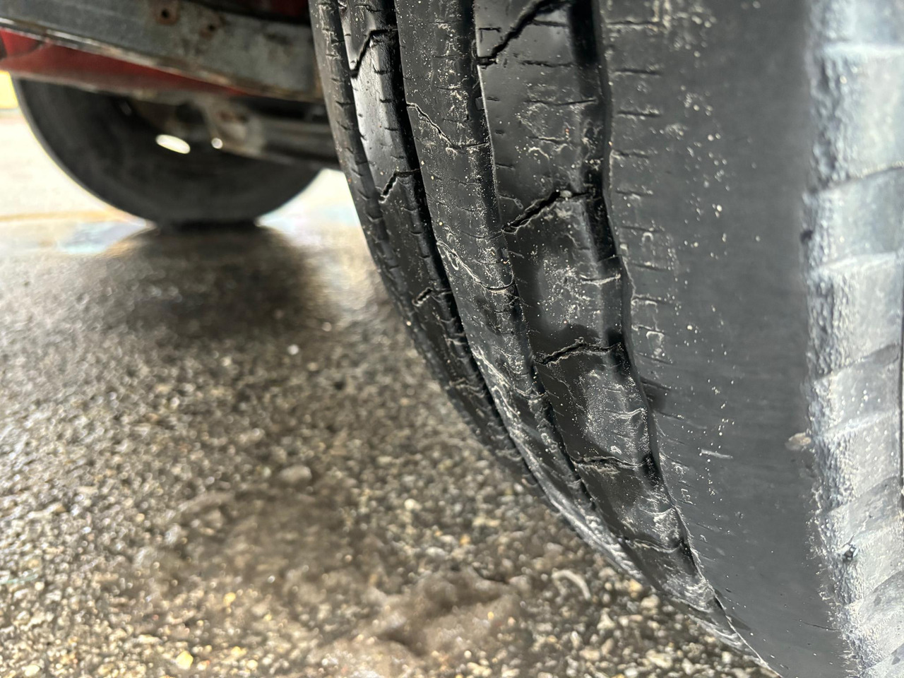 Hladnjača VOLVO FL 240: slika 17