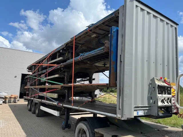 Krone stack with 4x mega flat trailer - Plato poluprikolica: slika 1 Krone stack with 4x mega flat trailer - Plato poluprikolica: slika 1