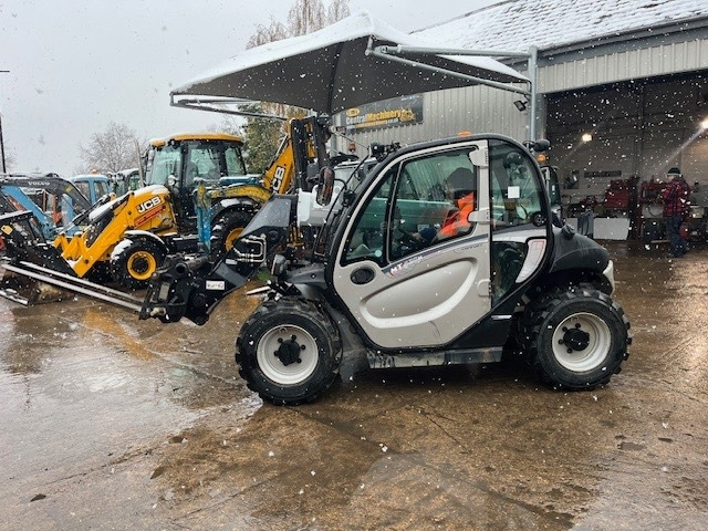 Manitou MT 420 H - Teleskopski upravljač: slika 5 Manitou MT 420 H - Teleskopski upravljač: slika 5