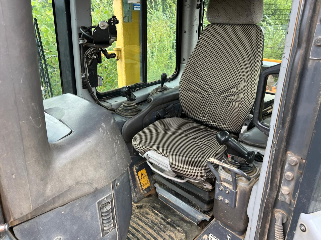 KOMATSU D 61 PX-15 Ripper 3Mtr.+Klima Deutsche Maschine! - Buldožer: slika 4 KOMATSU D 61 PX-15 Ripper 3Mtr.+Klima Deutsche Maschine! - Buldožer: slika 4