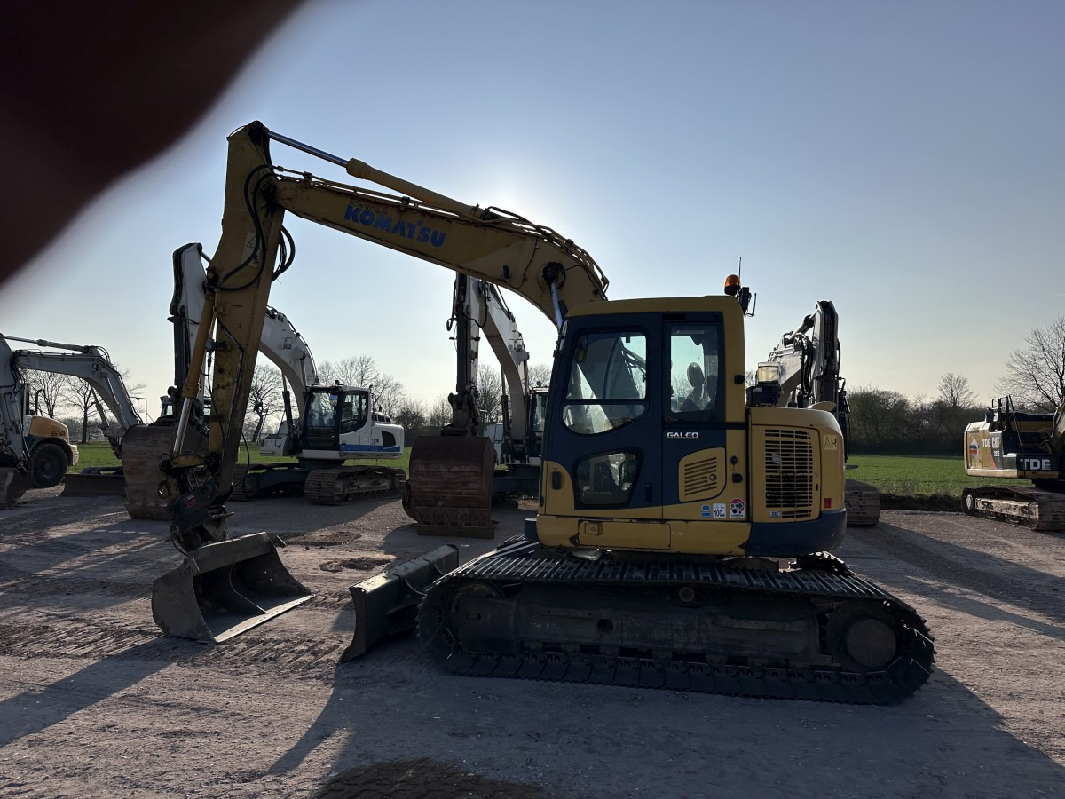 KOMATSU PC 138 US-8 Klima Zentralschmierung Top Zustand! - Bager guseničar: slika 5 KOMATSU PC 138 US-8 Klima Zentralschmierung Top Zustand! - Bager guseničar: slika 5