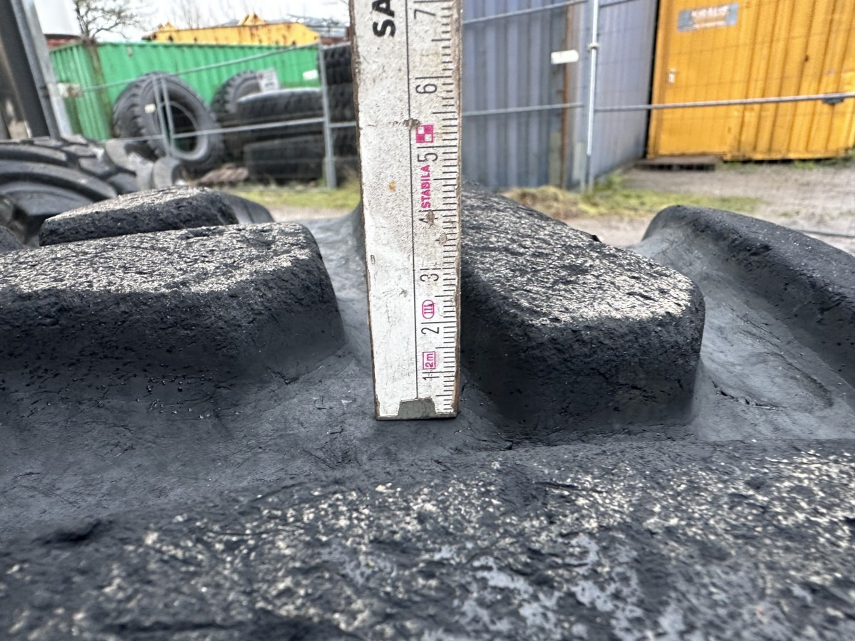 Guma za Bager točkaš MITAS 445 / 65 R 22.5 Kompletträder - Complet tires: slika 15