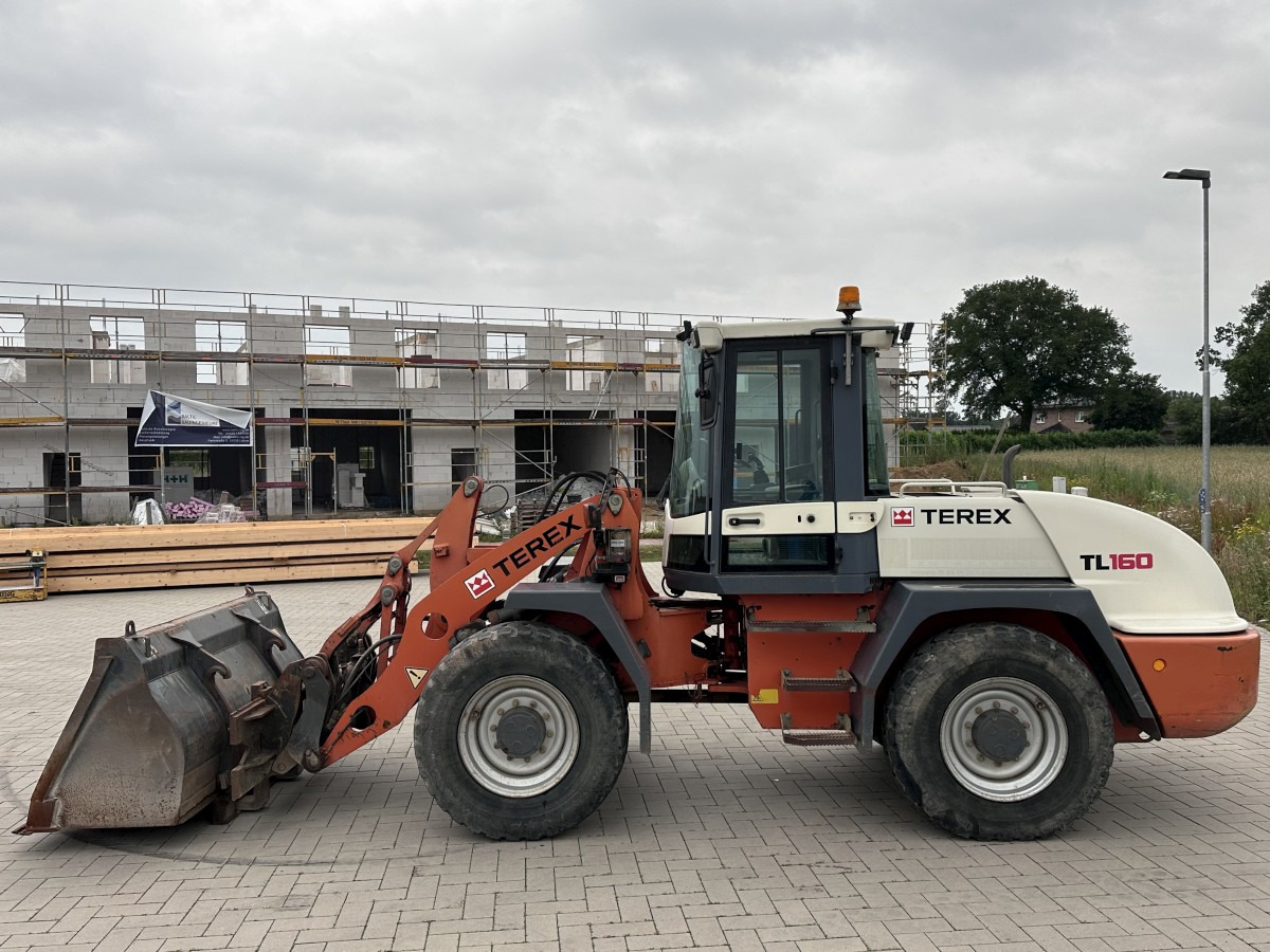 TEREX TL 160 Klima Schaufel + Palettengabel Top ! - Utovarivač točkaš: slika 1 TEREX TL 160 Klima Schaufel + Palettengabel Top ! - Utovarivač točkaš: slika 1