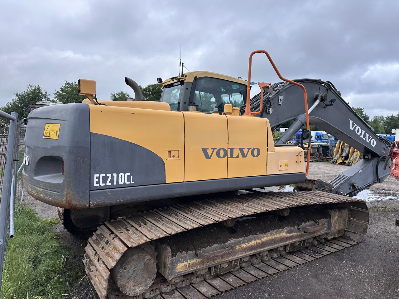 VOLVO EC 210 CL Deutsche Maschine! Top !!! - Bager guseničar: slika 2 VOLVO EC 210 CL Deutsche Maschine! Top !!! - Bager guseničar: slika 2