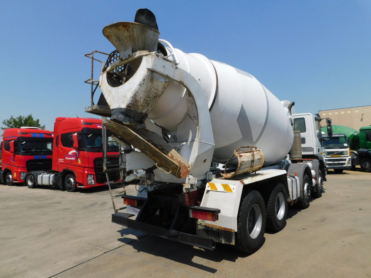 Iveco Ad340t38b trakker - Mikser za beton: slika 3 Iveco Ad340t38b trakker - Mikser za beton: slika 3