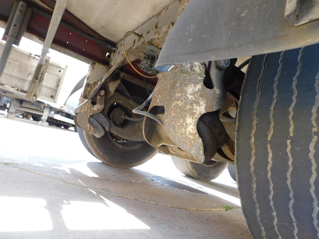 Krone Sdr27 - Poluprikolica hladnjače: slika 5 Krone Sdr27 - Poluprikolica hladnjače: slika 5