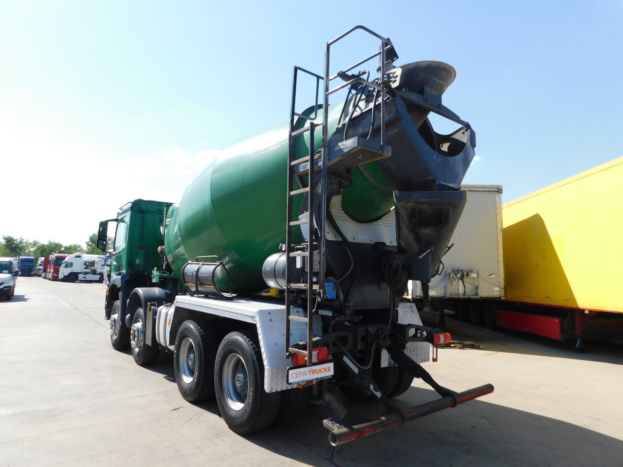 Mercedes Arocs 3243 - Mikser za beton: slika 4 Mercedes Arocs 3243 - Mikser za beton: slika 4