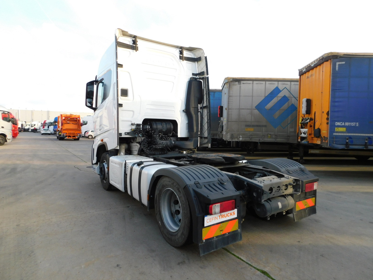 Ford F max 4x2 scab e6 12tx2620 - Tegljač: slika 4 Ford F max 4x2 scab e6 12tx2620 - Tegljač: slika 4