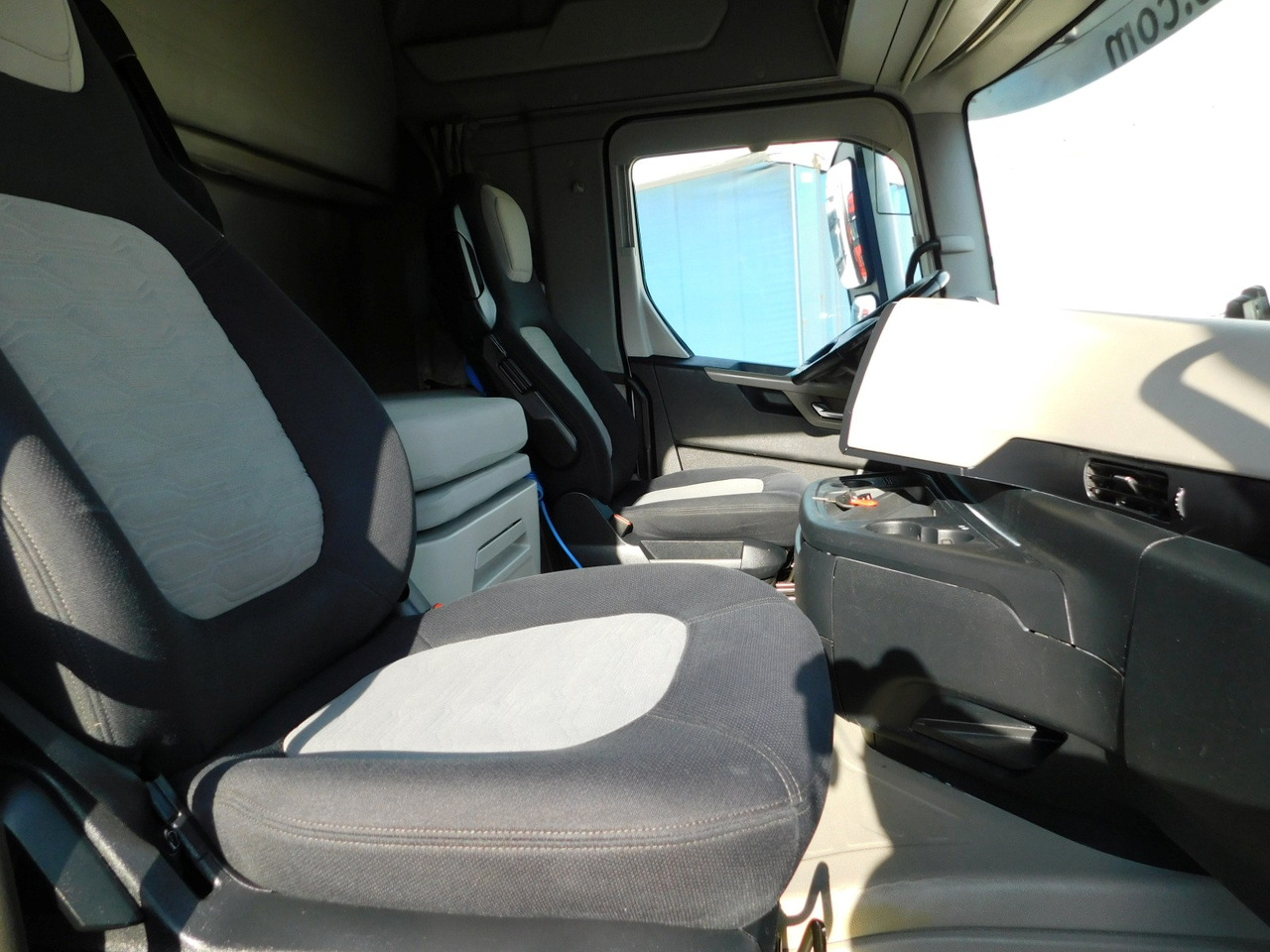 Ford F max ll 4x2 scab e6 12tx2620 - Tegljač: slika 5 Ford F max ll 4x2 scab e6 12tx2620 - Tegljač: slika 5