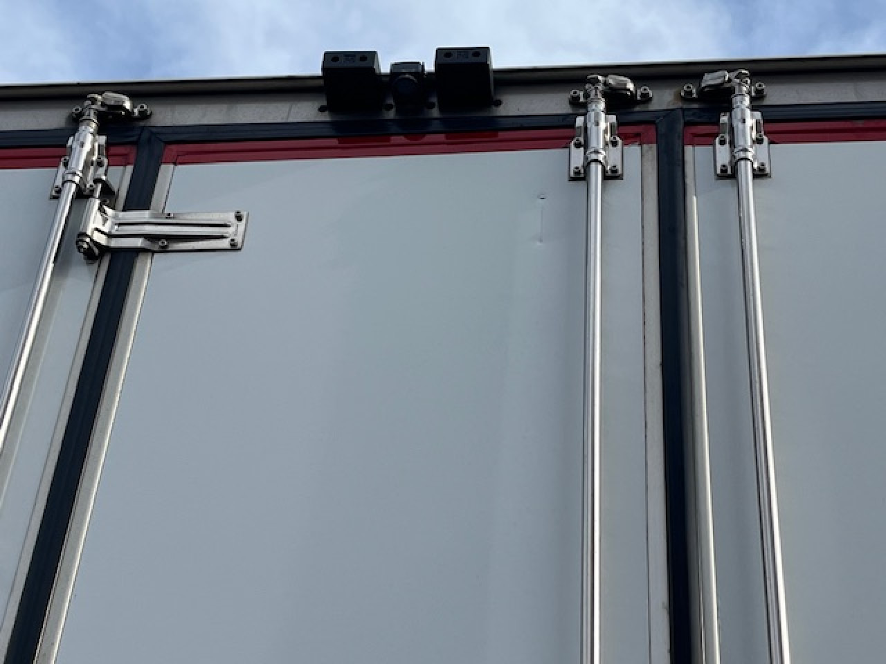 Dostavno vozilo hladnjača MAN TGM 15.290 4x2 LL Tiefkühler ATP möglich Euro6: slika 15 Dostavno vozilo hladnjača MAN TGM 15.290 4x2 LL Tiefkühler ATP möglich Euro6: slika 15