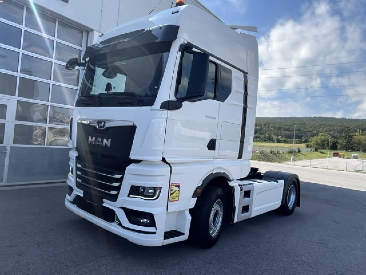 MAN TGX 18.510 4x2 BL SA Euro6 Retarder Klima ZV - Tegljač: slika 1 MAN TGX 18.510 4x2 BL SA Euro6 Retarder Klima ZV - Tegljač: slika 1