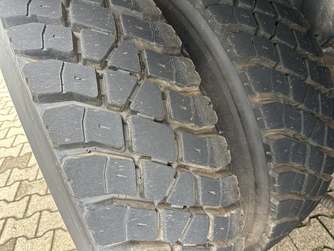 DAF CF 85.460 6x4 CF 85.460 6x4, Bordmatik links - Istovarivač: slika 3 DAF CF 85.460 6x4 CF 85.460 6x4, Bordmatik links - Istovarivač: slika 3