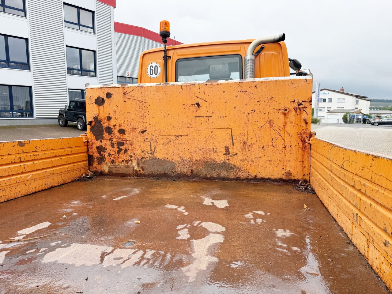 Unimog U 20 4x4 U 20 4x4, Kipper, Zapfwelle, Winterdienstausstattung, 2x AHK - Dostavno vozilo: slika 5 Unimog U 20 4x4 U 20 4x4, Kipper, Zapfwelle, Winterdienstausstattung, 2x AHK - Dostavno vozilo: slika 5