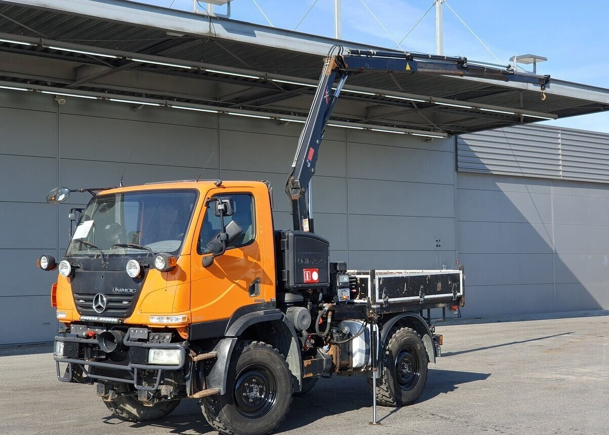 Unimog U 20 4x4 U 20 4x4, Zapfwelle, Kran Hiab 022D-3 HiDuo, Funk - Dostavno vozilo: slika 1 Unimog U 20 4x4 U 20 4x4, Zapfwelle, Kran Hiab 022D-3 HiDuo, Funk - Dostavno vozilo: slika 1