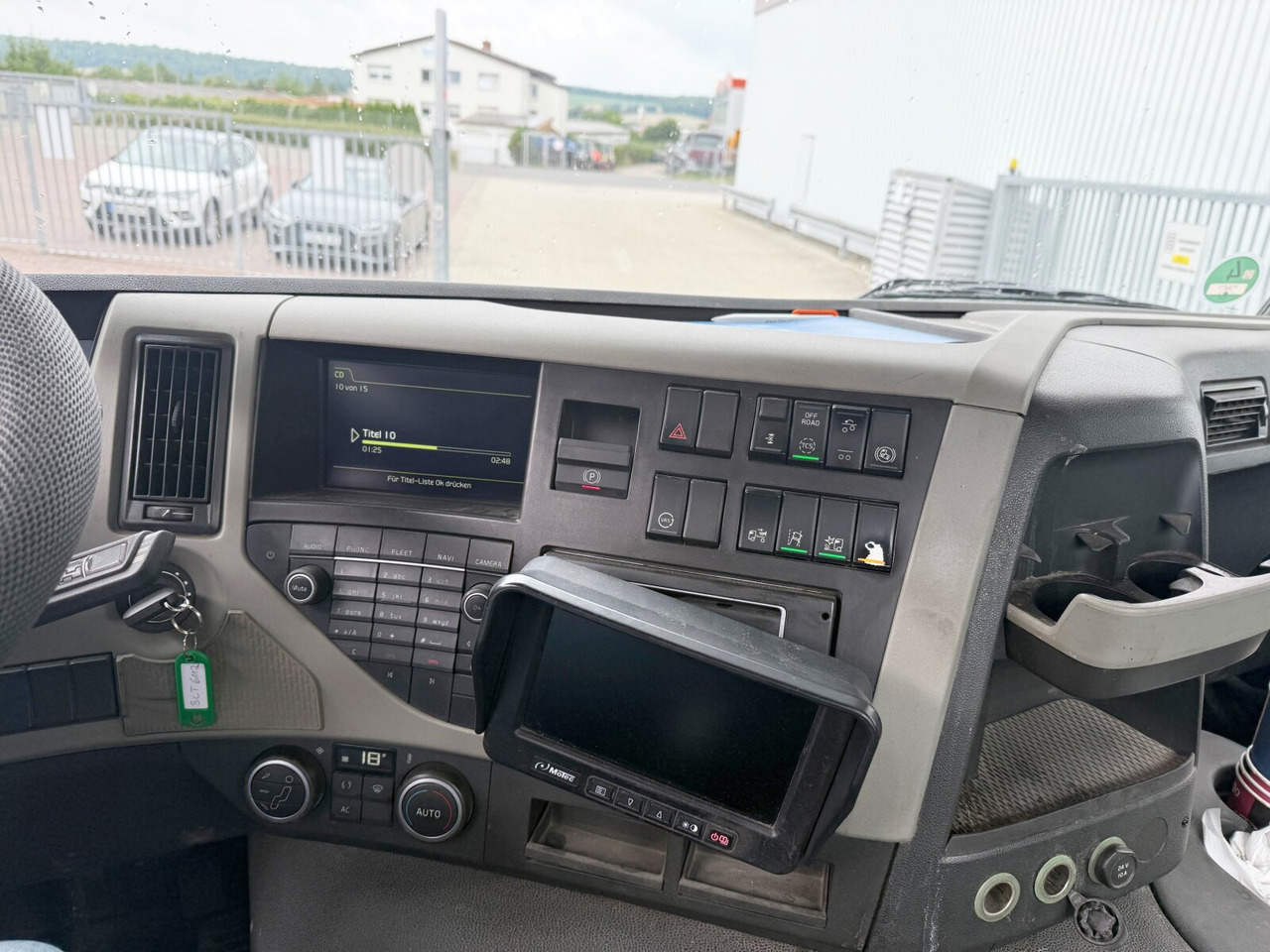 FM 410 6x2 FM 410 6x2, Lenk-/Liftachse - Kamion sa hidrauličnom kukom: slika 3 FM 410 6x2 FM 410 6x2, Lenk-/Liftachse - Kamion sa hidrauličnom kukom: slika 3