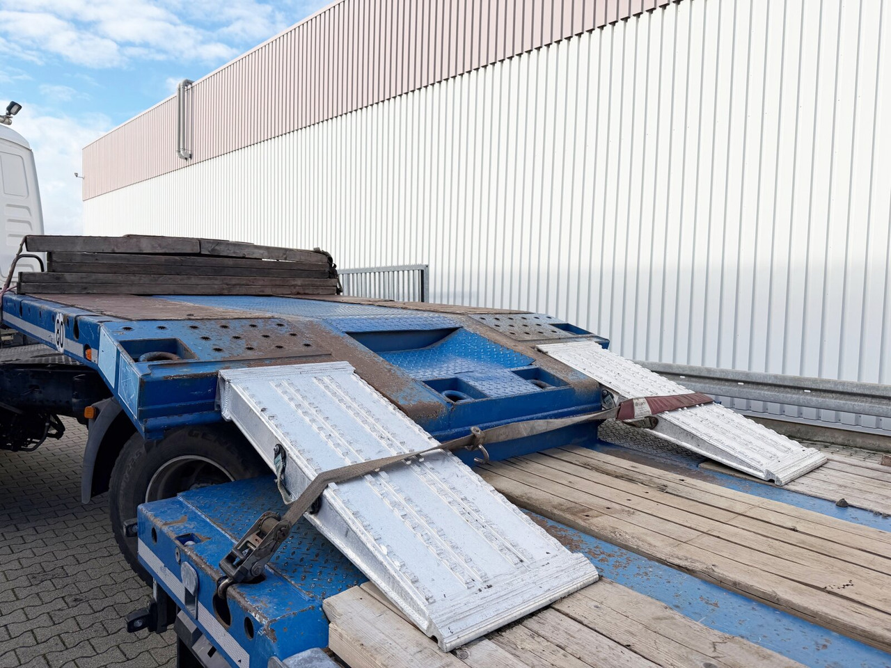 Fliegl SDS 420 T SDS 420 T, Nachlauflenkachse, Verbr. auf 3m, hydr. Rampen - Niska poluprikolica za prevoz: slika 5 Fliegl SDS 420 T SDS 420 T, Nachlauflenkachse, Verbr. auf 3m, hydr. Rampen - Niska poluprikolica za prevoz: slika 5