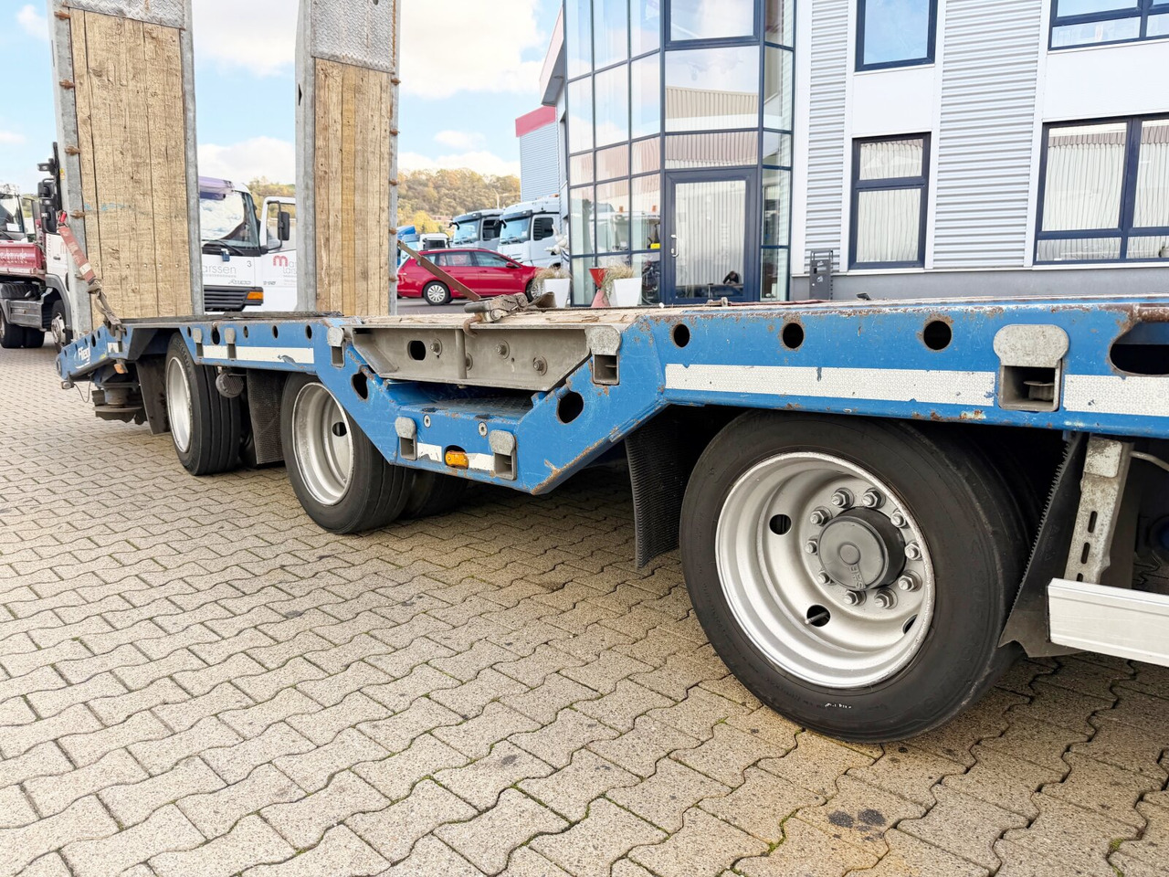 Fliegl SDS 420 T SDS 420 T, Nachlauflenkachse, Verbr. auf 3m, hydr. Rampen - Niska poluprikolica za prevoz: slika 2 Fliegl SDS 420 T SDS 420 T, Nachlauflenkachse, Verbr. auf 3m, hydr. Rampen - Niska poluprikolica za prevoz: slika 2