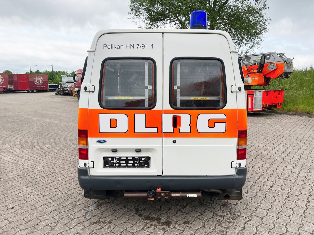 Dostavno vozilo sa duplom kabinom Ford Transit 2.0 4x2 Transit 2.0 4x2, Benziner!: slika 9 Dostavno vozilo sa duplom kabinom Ford Transit 2.0 4x2 Transit 2.0 4x2, Benziner!: slika 9