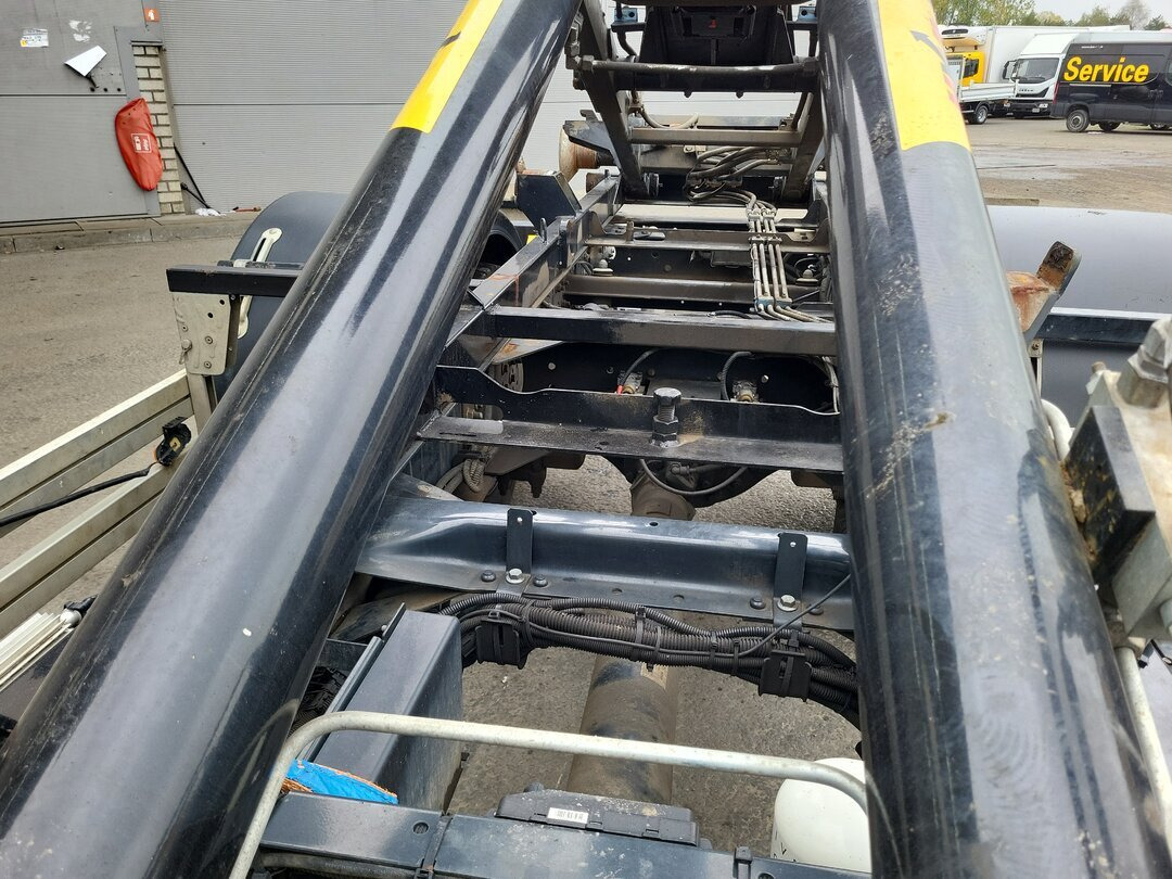 Iveco EuroCargo ML120E22 4x2 EuroCargo ML120E22 4x2, City-Abroller - Kamion sa hidrauličnom kukom: slika 3 Iveco EuroCargo ML120E22 4x2 EuroCargo ML120E22 4x2, City-Abroller - Kamion sa hidrauličnom kukom: slika 3