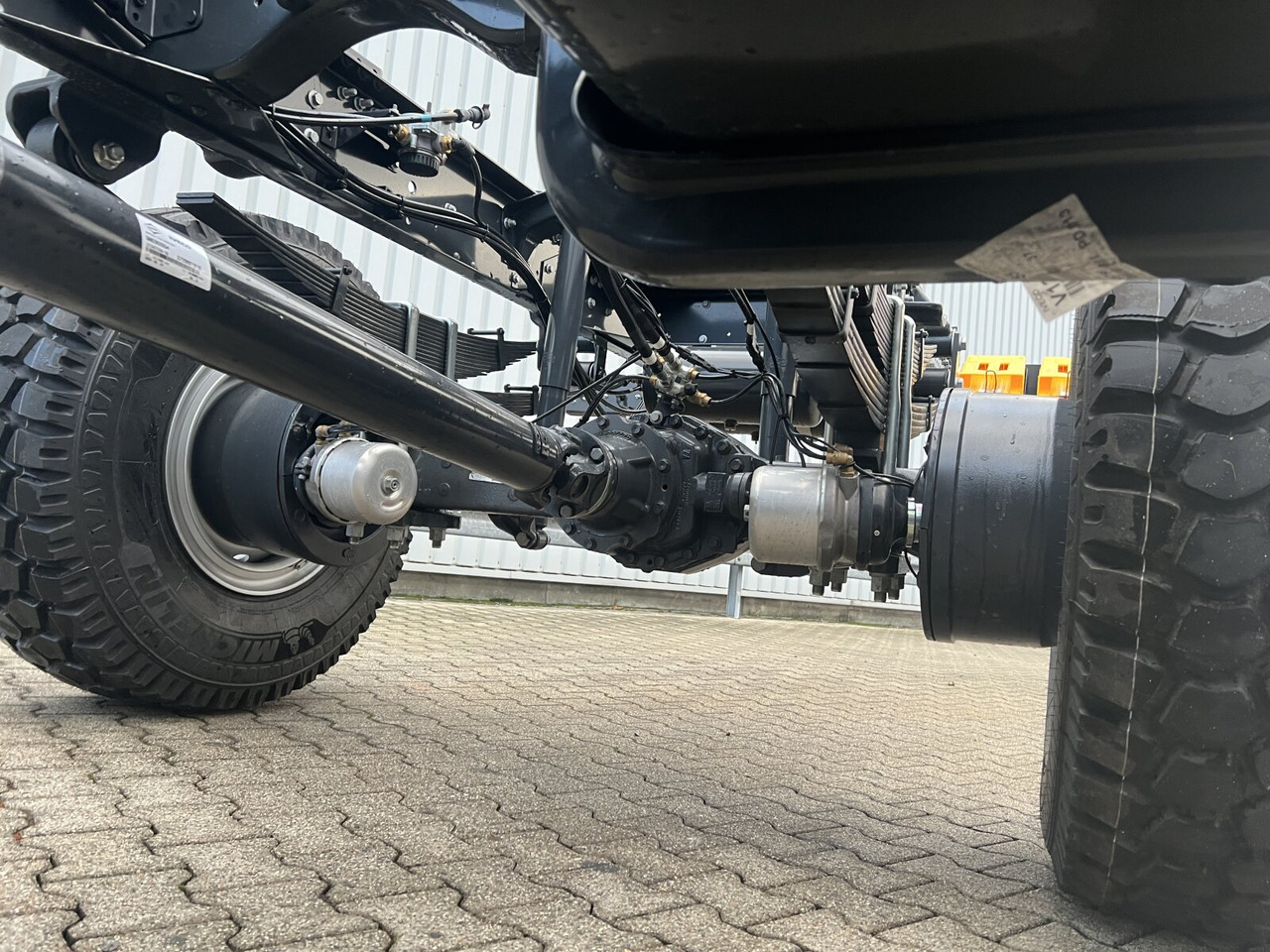 Iveco EuroCargo ML150E24 WS 4x4 EuroCargo ML150E24 WS 4x4, Euro3, mehrfach Vorhanden! - Kamion sa golom šasijom i zatvorenom kabinom: slika 3 Iveco EuroCargo ML150E24 WS 4x4 EuroCargo ML150E24 WS 4x4, Euro3, mehrfach Vorhanden! - Kamion sa golom šasijom i zatvorenom kabinom: slika 3
