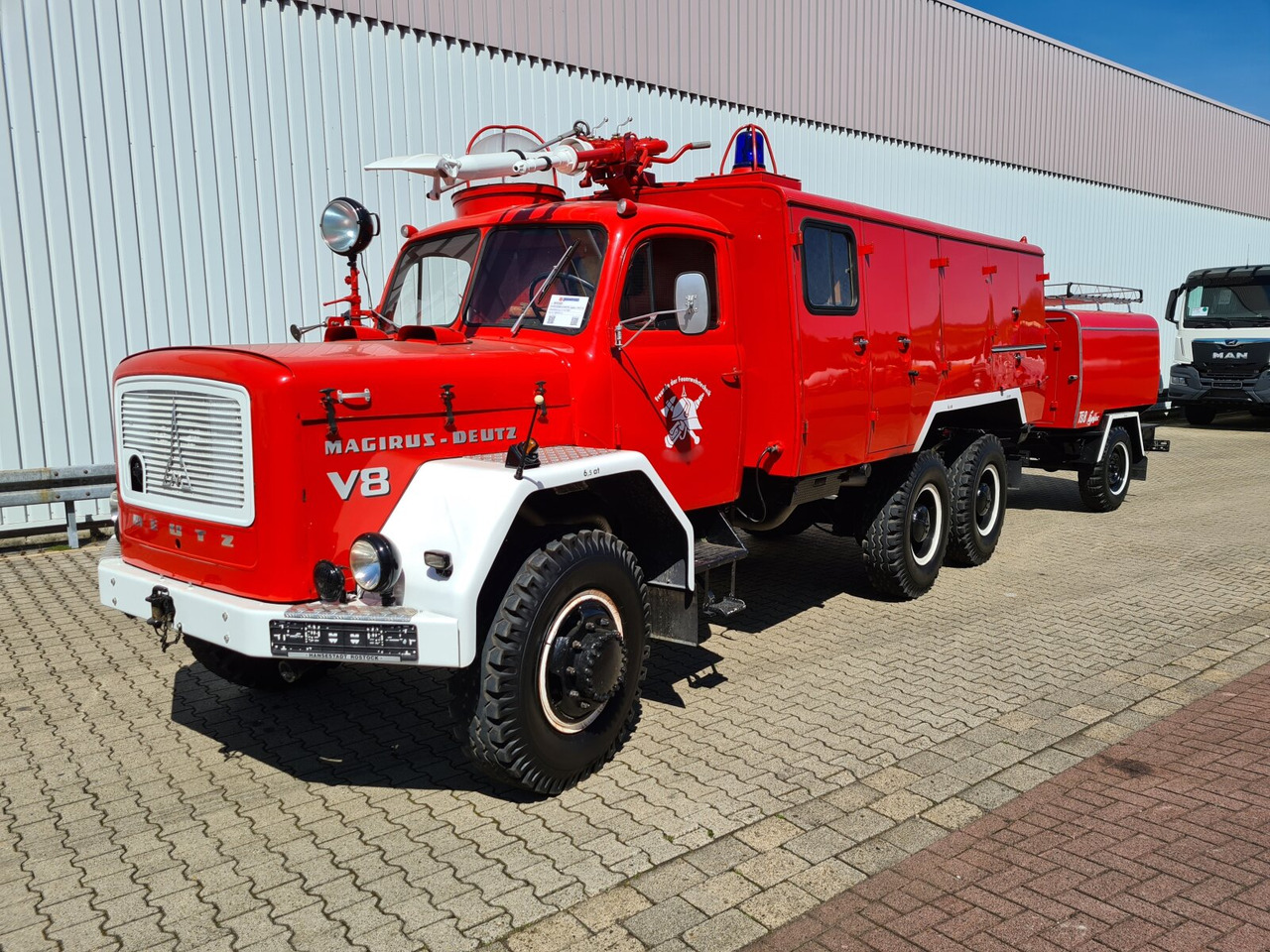Jupiter 178 D 15 A, 6x6, Allrad Jupiter 178 D 15 A, 6x6, Allrad - Vatrogasni kamion: slika 1 Jupiter 178 D 15 A, 6x6, Allrad Jupiter 178 D 15 A, 6x6, Allrad - Vatrogasni kamion: slika 1