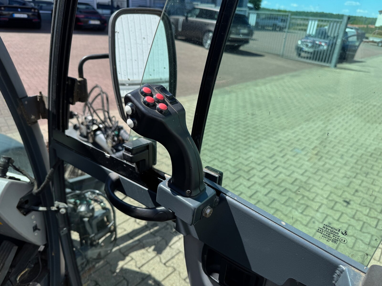 Hako Multicar Citymaster 2000 3B Kehrmaschine 4x2 Multicar Citymaster 2000 3B Kehrmaschine 4x2 - Kamion: slika 5 Hako Multicar Citymaster 2000 3B Kehrmaschine 4x2 Multicar Citymaster 2000 3B Kehrmaschine 4x2 - Kamion: slika 5